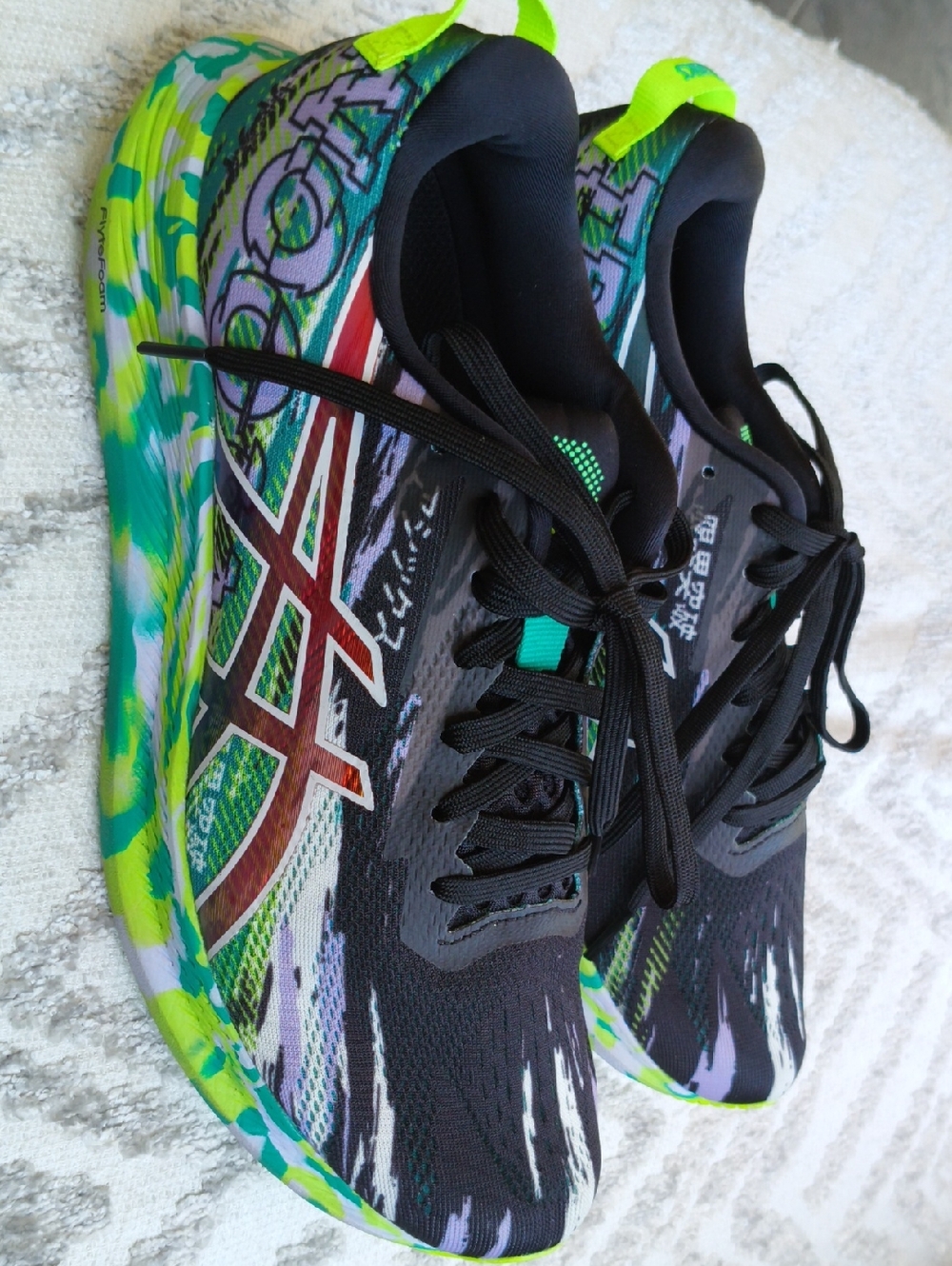 ASICS WOMEN'S Noosa Tri 13 Sneaker - Black & Neon Green New Condition! Size 9 - Picture 3 of 9